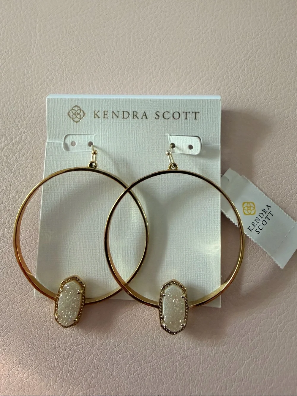 NWT Kendra Scott Elora Earrings in Gold with Iridescent Drusy